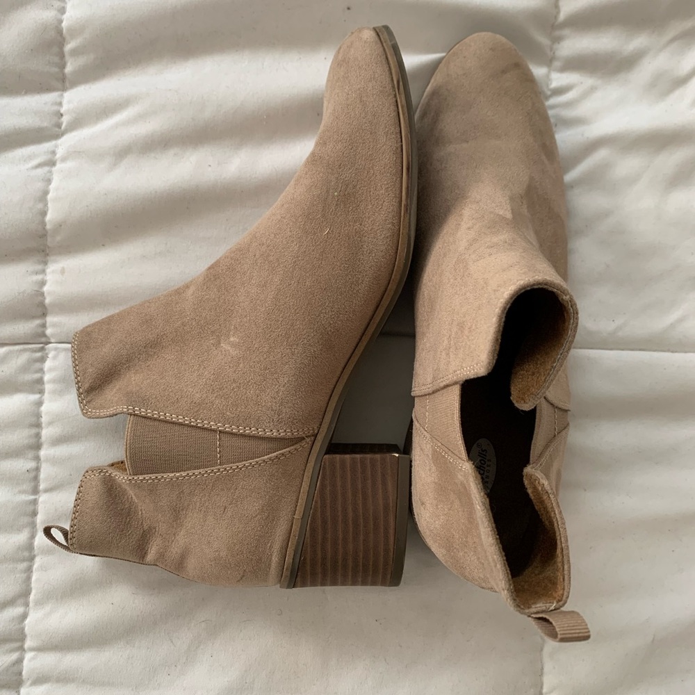 Dr. Scholl’s Suede Amara Ankle Boots - 9